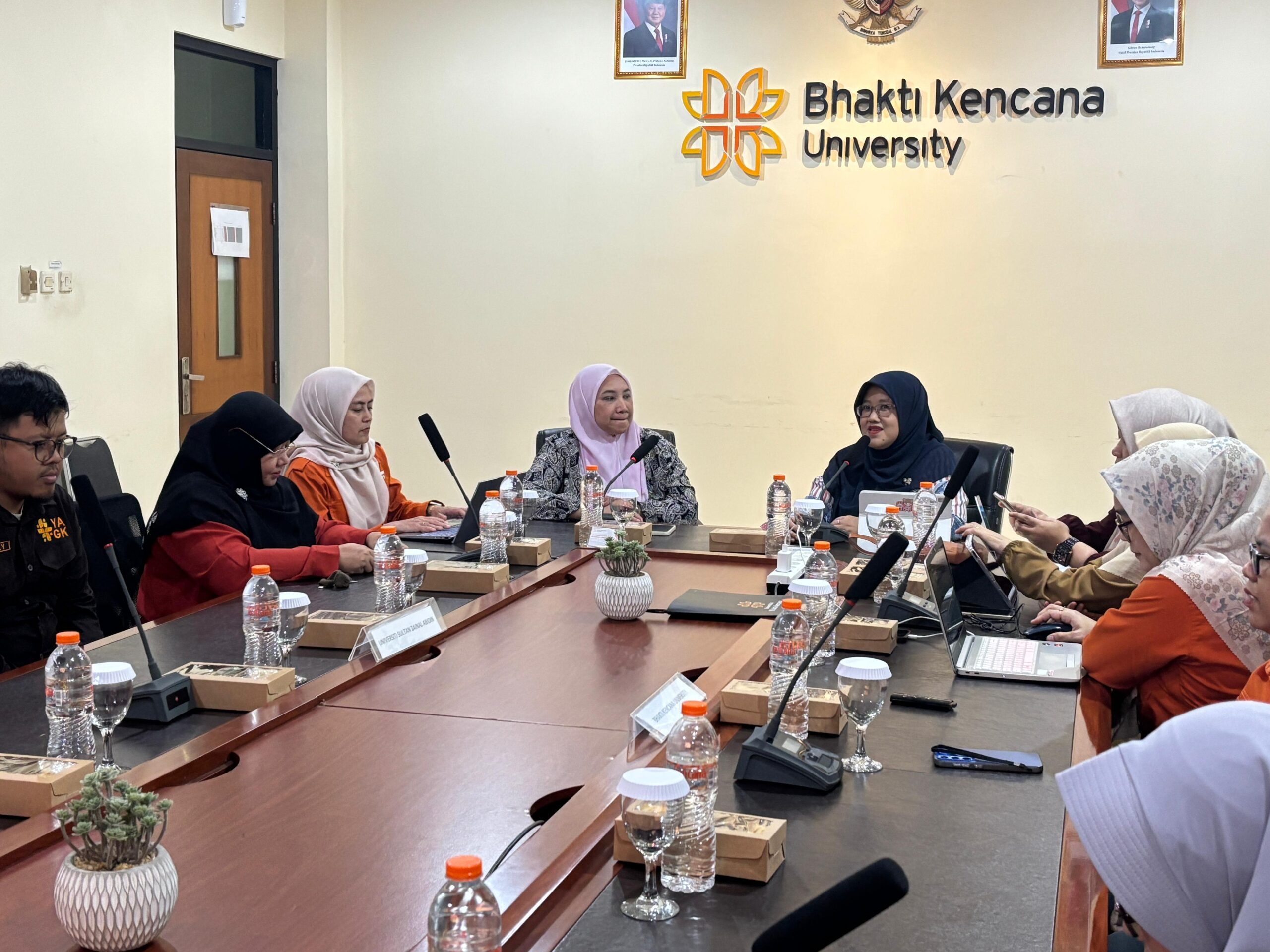 Benchmark dan Kuliah Tamu Farmasi Universiti Sultan Zainal Abidin Malaysia